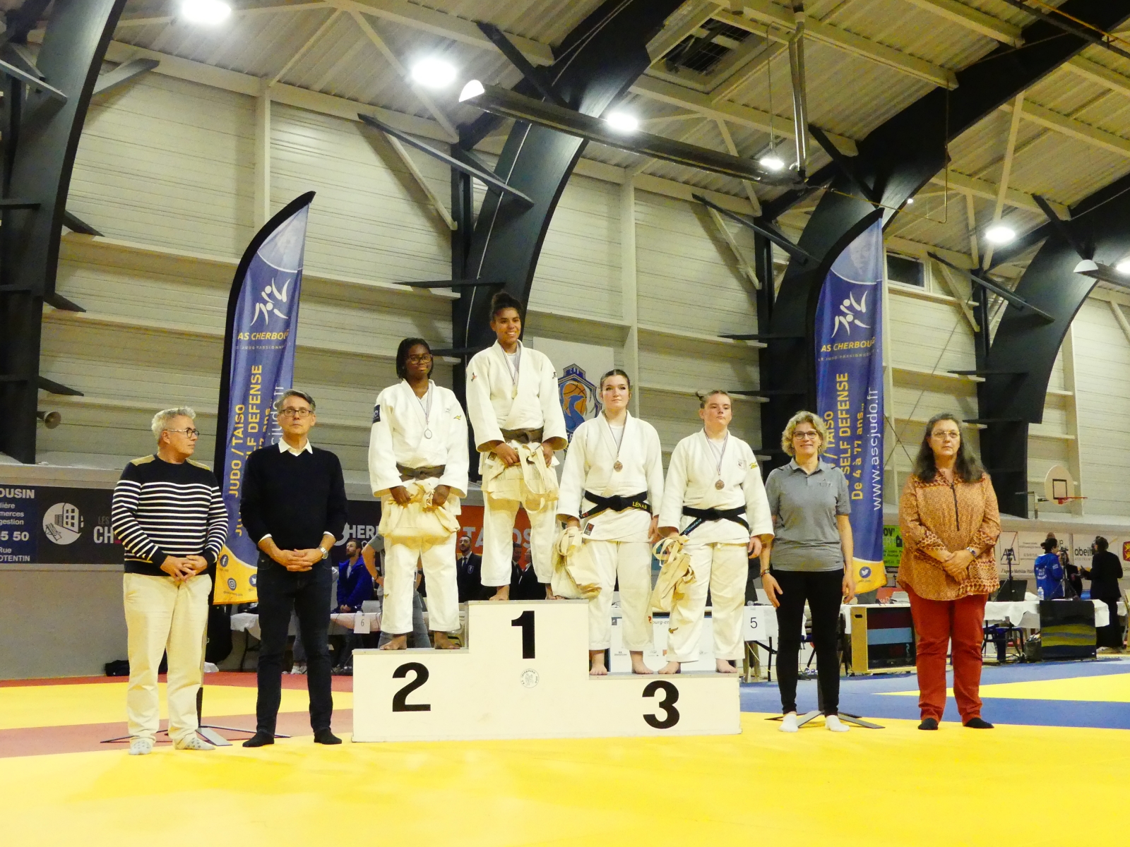 Féminine toutes catégories